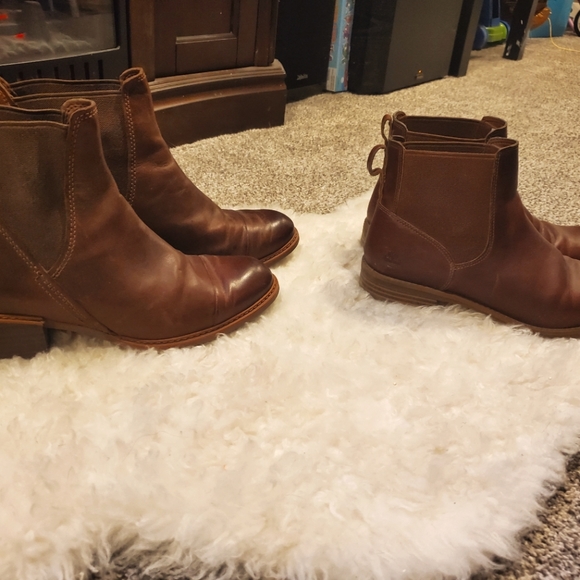 SOLD - Picture 1 of 4